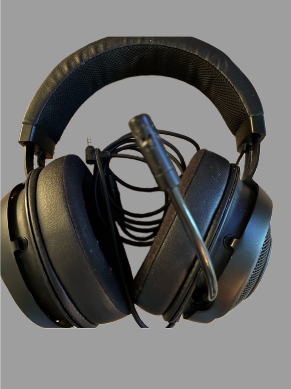 Black Over-Ear Headphones with Microphone- Kraken